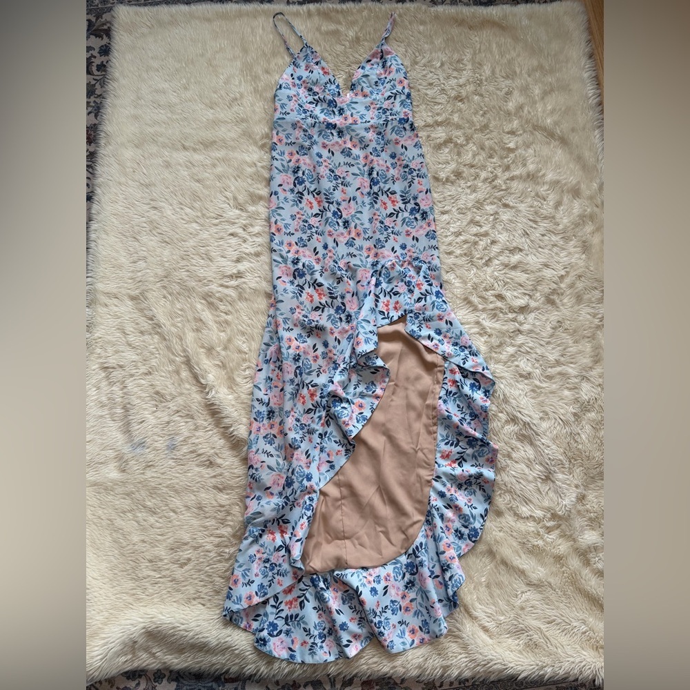 Lovers + Friends Ahamani Gown in Meadow Floral - Size Small - Picture 2 of 5
